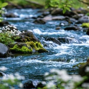 Water flowng to depict tension release